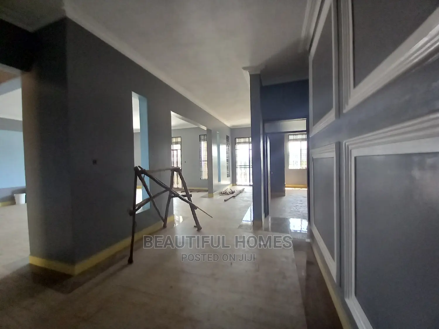 Furnished 6bdrm Mansion in Kigo Lake View, Makindye for sale in Makindye