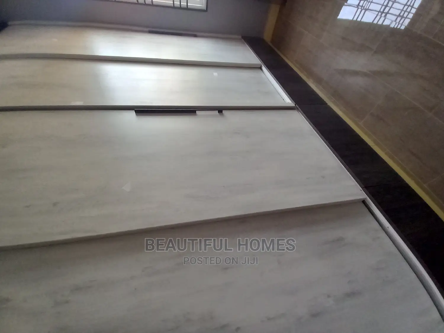 Furnished 6bdrm Duplex in Kigo Corporate, Makindye for sale in Makindye