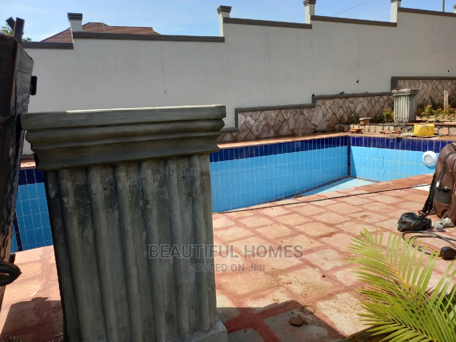 Furnished 6bdrm House in Kigo With Lake View, Makindye for sale in Makindye