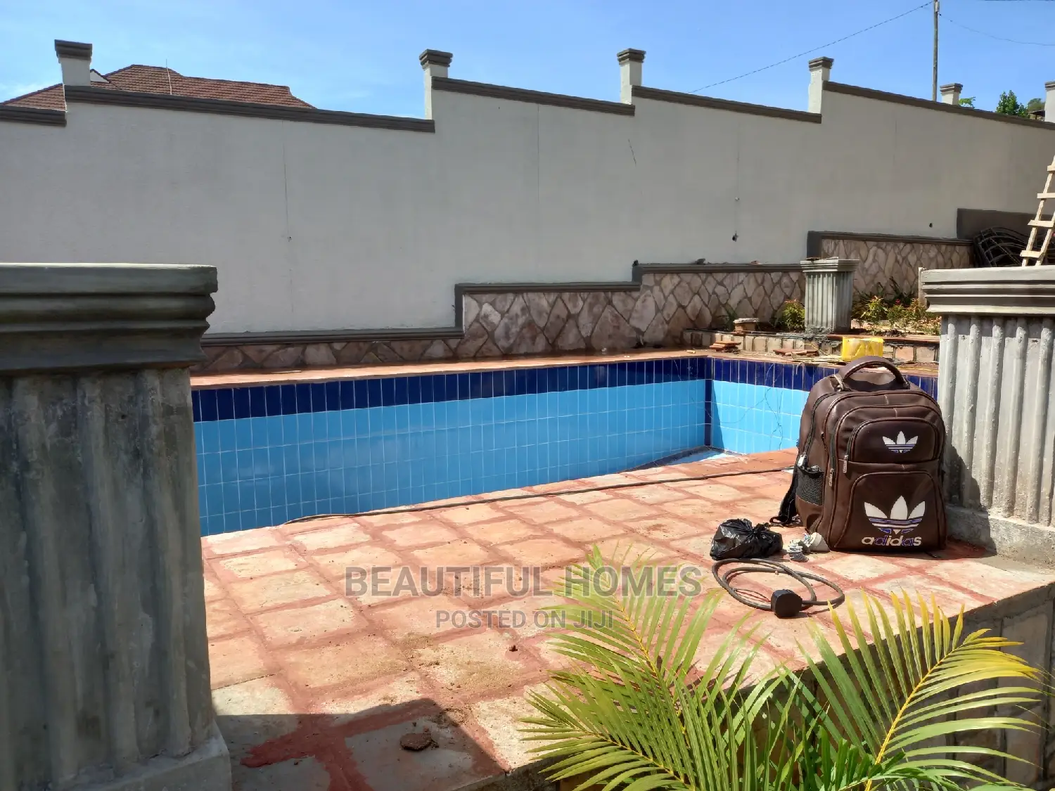 Furnished 6bdrm Mansion in Kigo, Makindye for sale in Makindye