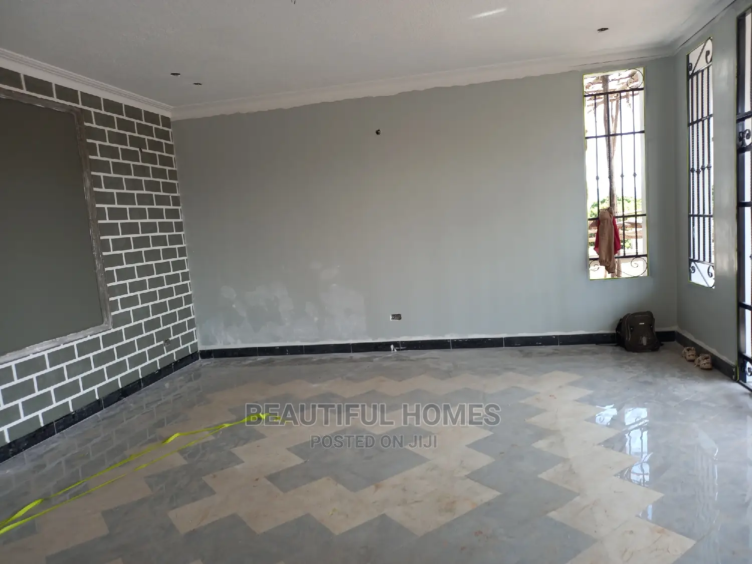 Furnished 6bdrm Mansion in Kigo, Makindye for sale in Makindye