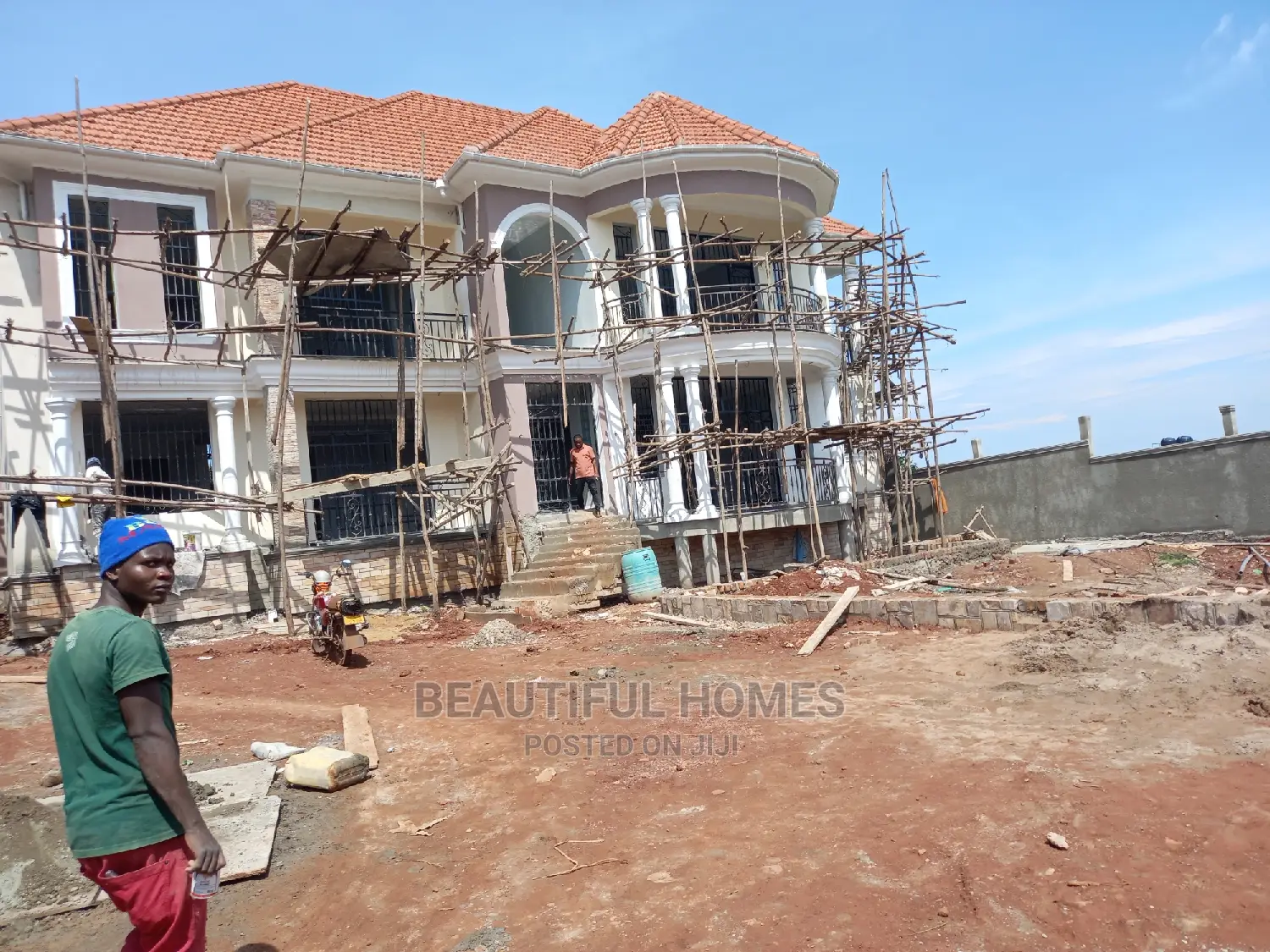 Furnished 6bdrm Mansion in Kigo, Makindye for sale in Makindye