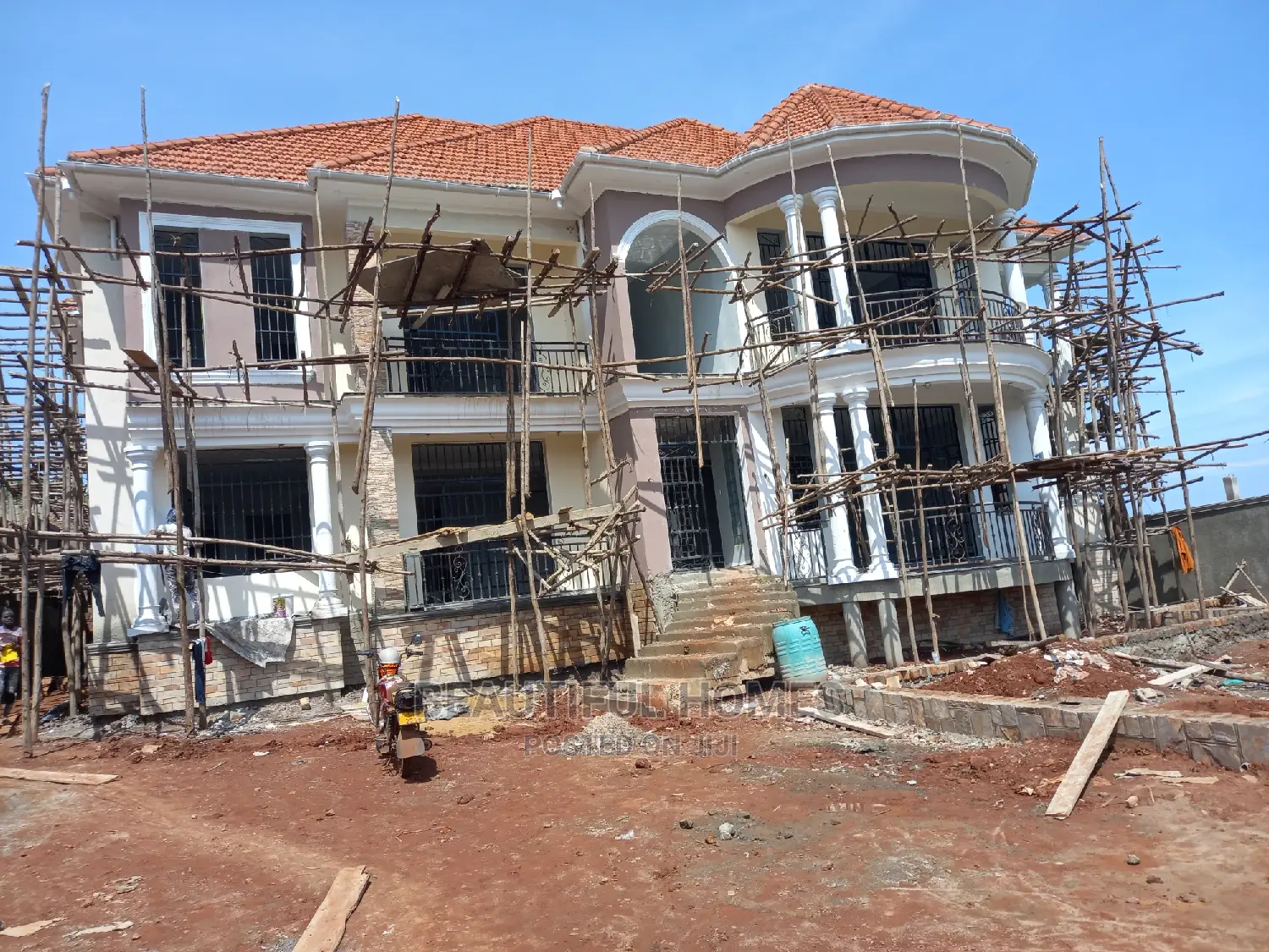 Furnished 6bdrm Mansion in Kigo Lake View, Makindye for sale in Makindye