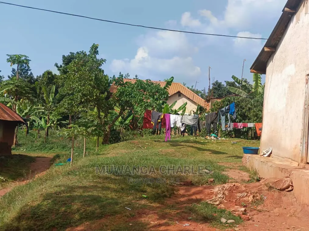 100by100ft Plot in Kulambiro on Quick Sale in Central Division