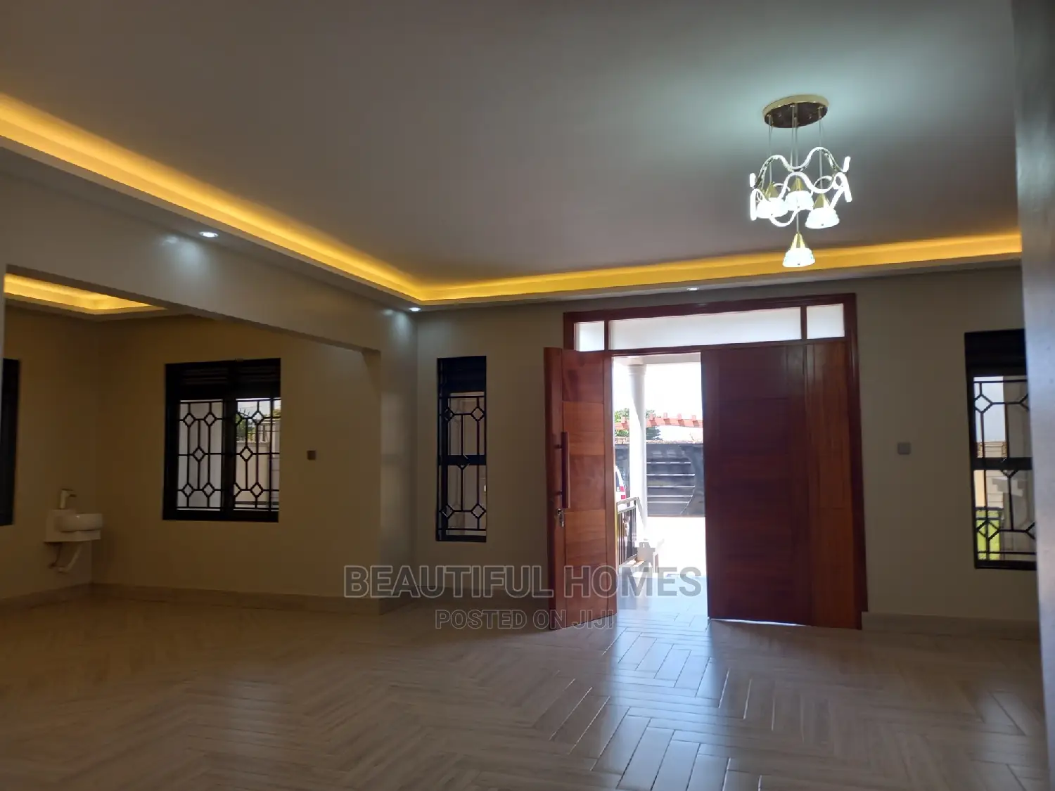Furnished 6bdrm Mansion in Munyonyo, Makindye for sale in Makindye