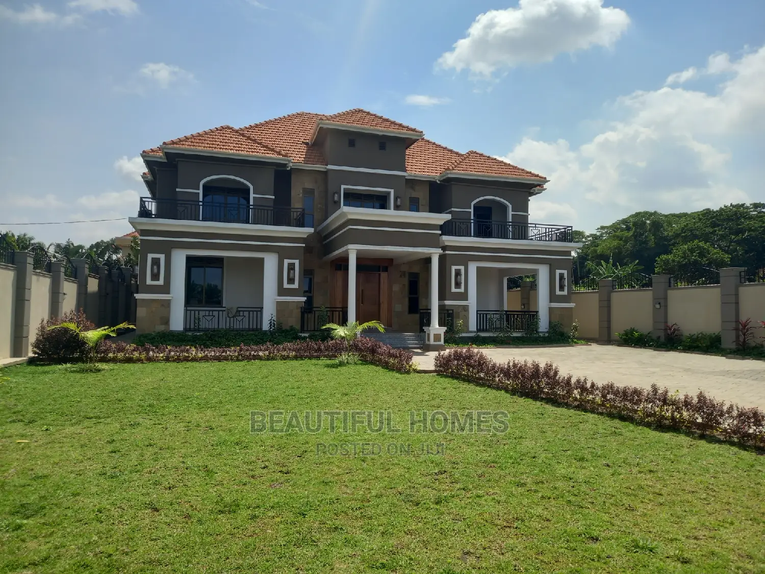 Furnished 6bdrm Mansion in Munyonyo, Makindye for sale in Makindye