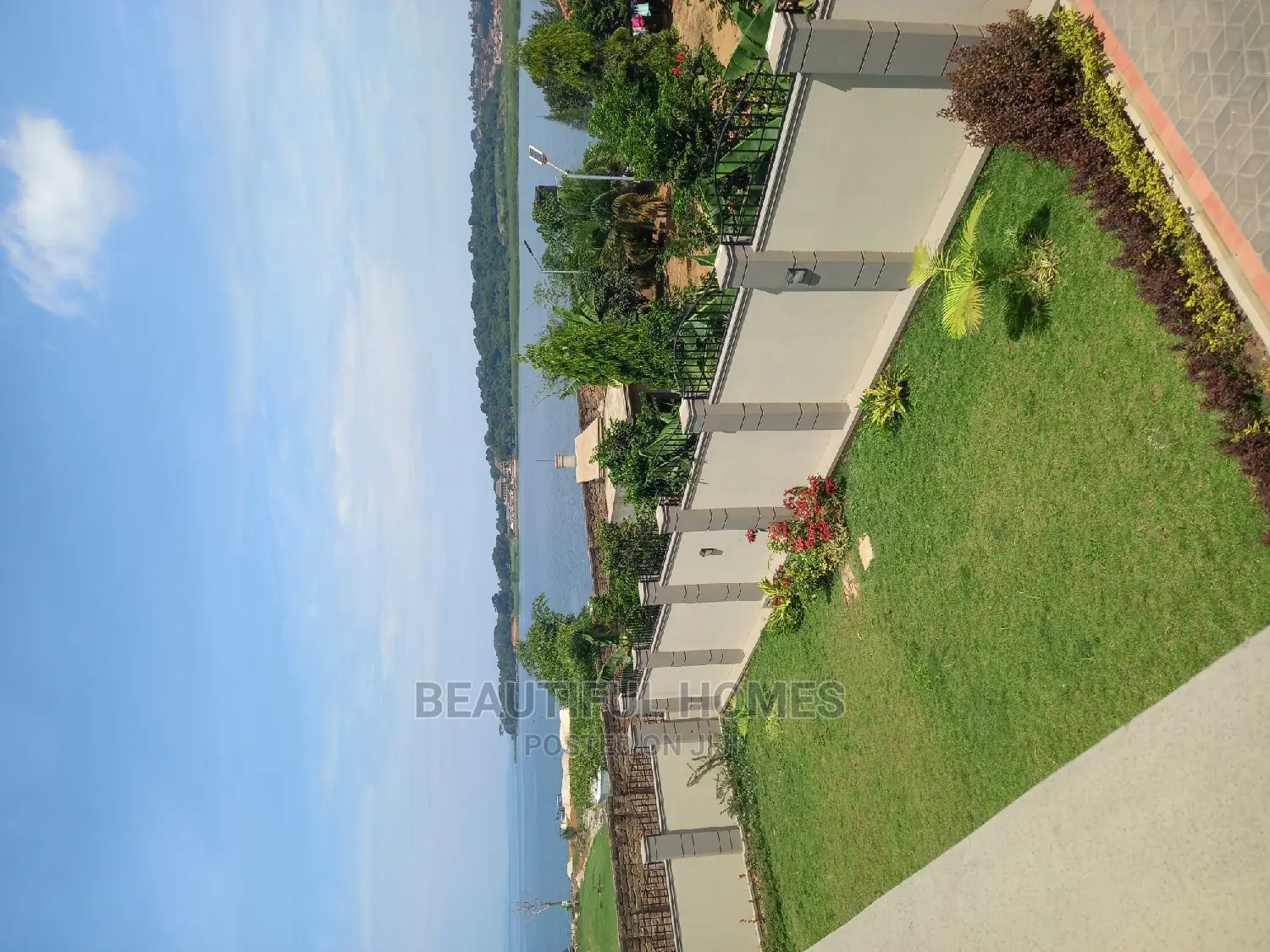 Furnished 6bdrm Mansion in Munyonyo, Makindye for sale in Makindye