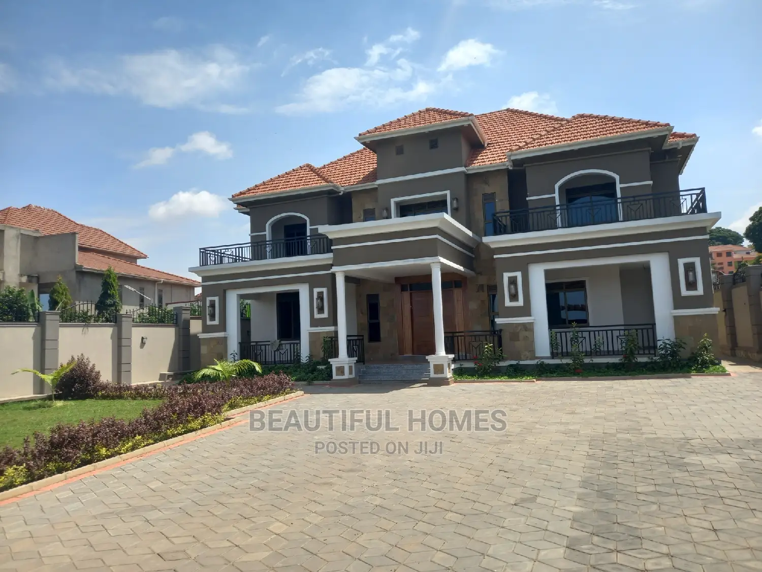 Furnished 6bdrm House in Munyonyo Wide Lake, Makindye for sale in Makindye