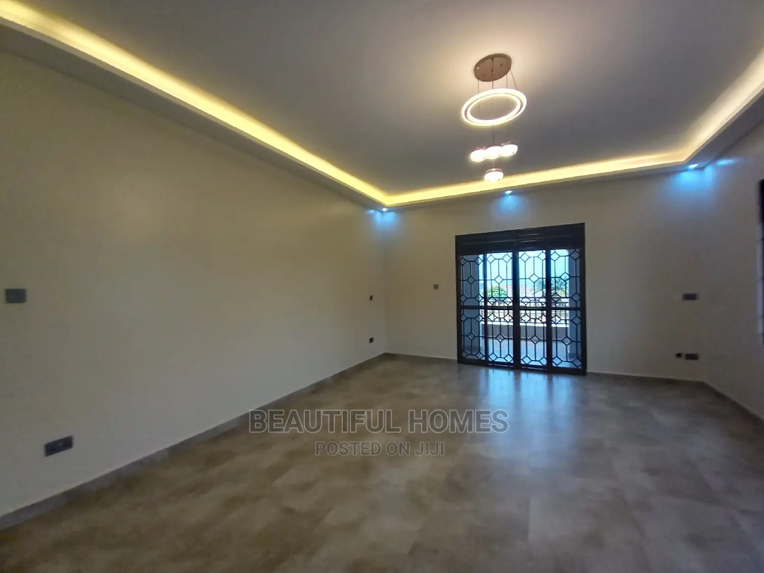 Furnished 6bdrm Duplex in Munyonyo Modern Lake, Makindye for sale in Makindye