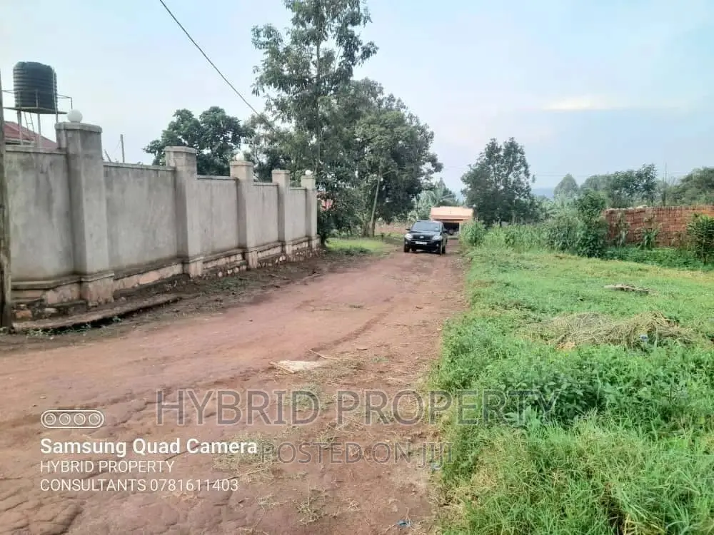 Prime Plots for Sale at Wakiso~Kavumba Along Hoima Road IV. in Wakiso / Wakiso