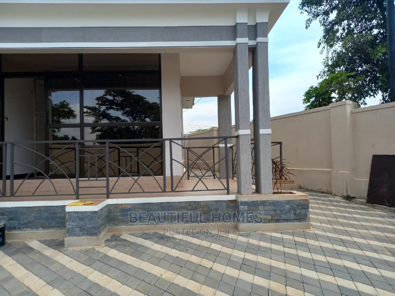 Furnished 4bdrm House in Kisaasi, Nakawa for sale in Nakawa