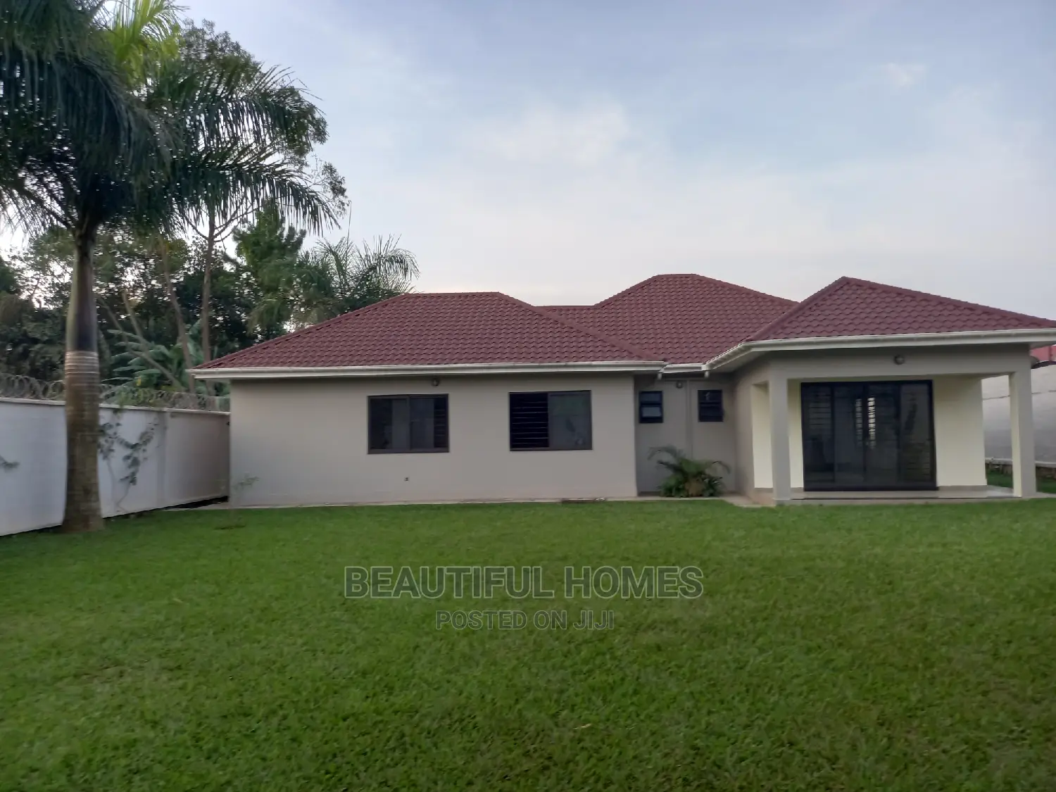 Furnished 4bdrm Bungalow in Kira for sale in Kira