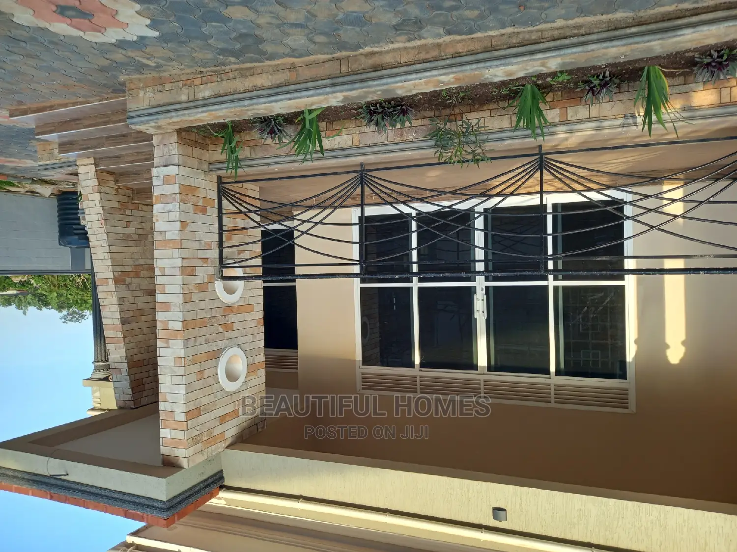 Furnished 4bdrm House in Kira Corporate for sale in Kira