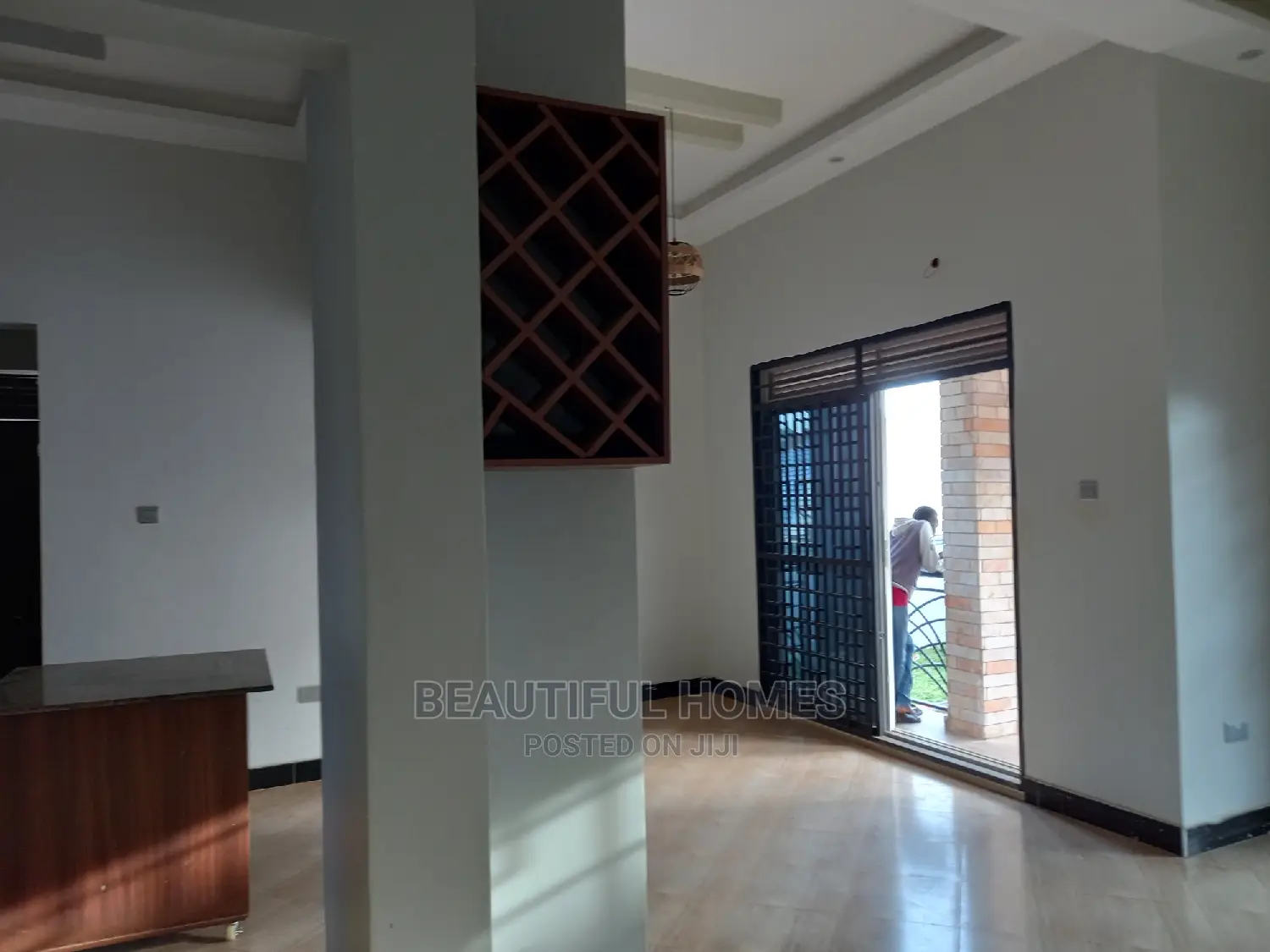 Furnished 4bdrm House in Kira Corporate for sale in Kira