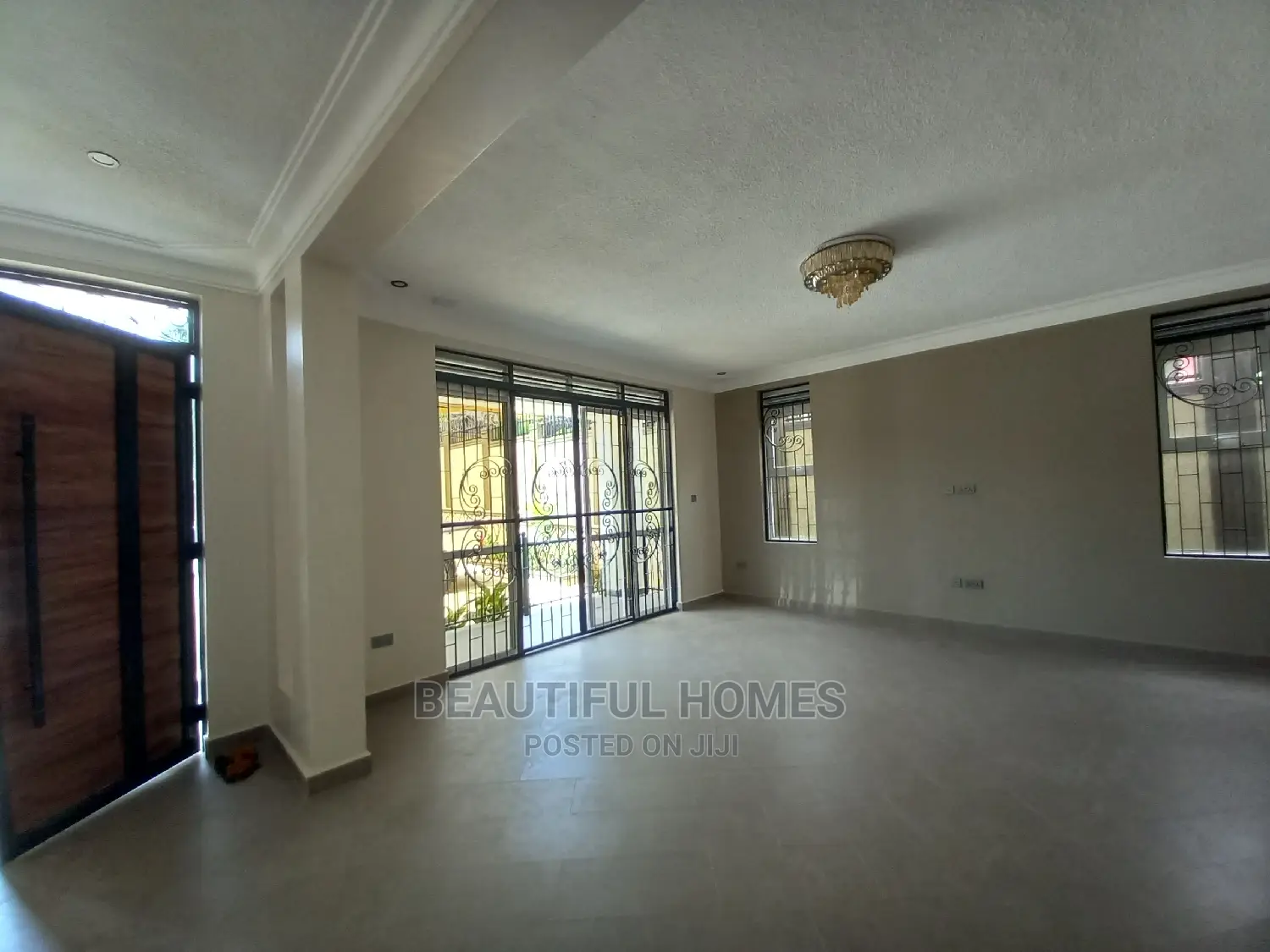 Furnished 5bdrm Mansion in Najjera Tarmack, Nakawa for sale in Nakawa