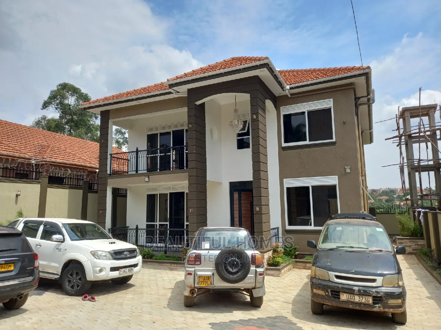 Furnished 5bdrm Duplex in Najjera Tarmacked, Nakawa for sale in Nakawa