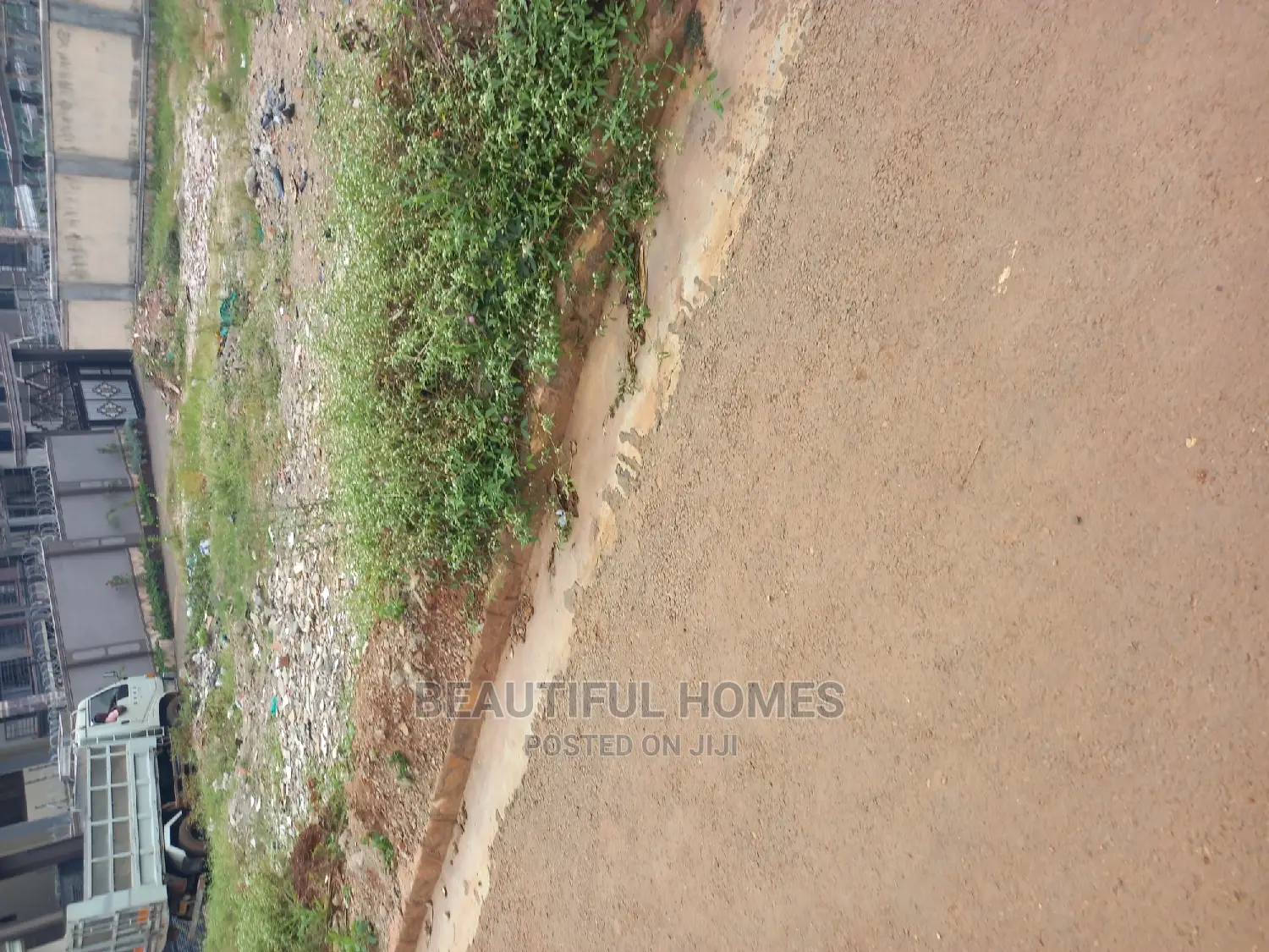 Furnished 5bdrm Duplex in Kisaasi Tarmack, Nakawa for sale in Nakawa