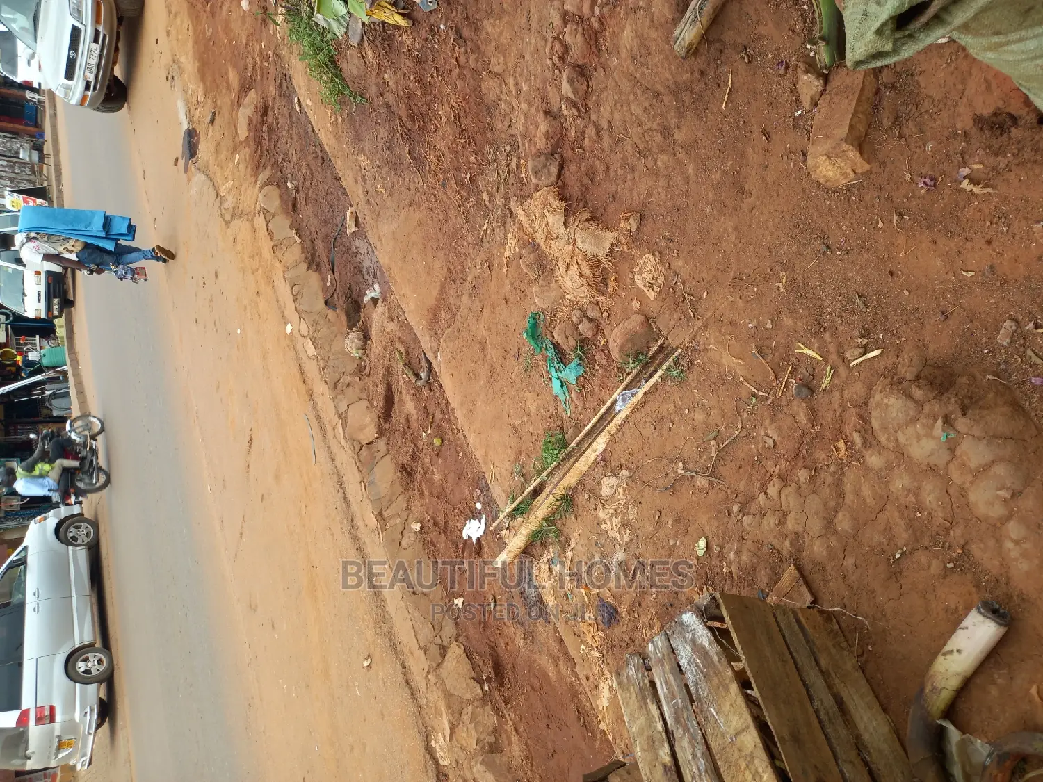 Commercial Posh Plot in Kyaliwajjara for Sale in Central Division