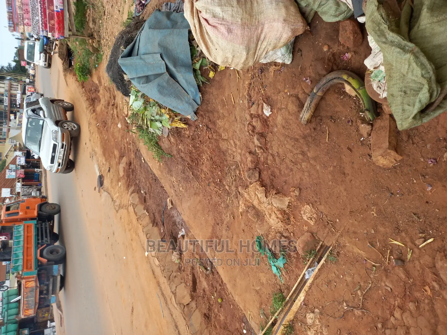 Kyaliwajjara Commercial Property on Sell in Central Division