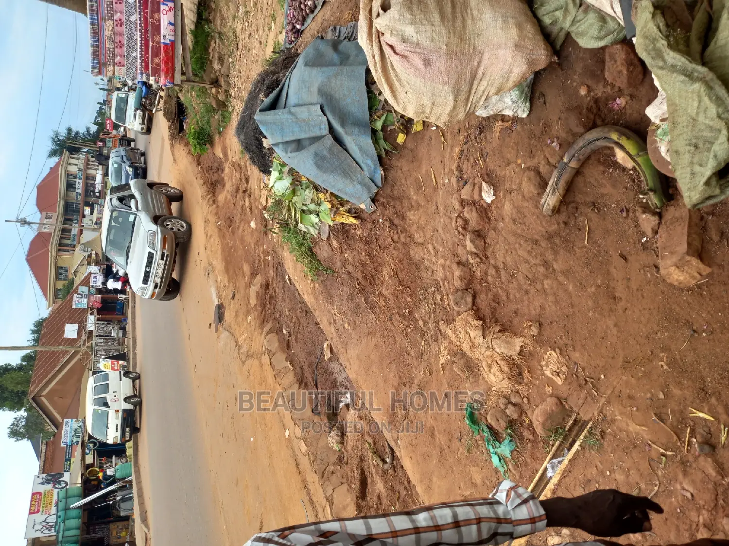 Kyaliwajjara Commercial Plot for an Arcade on Sale in Central Division