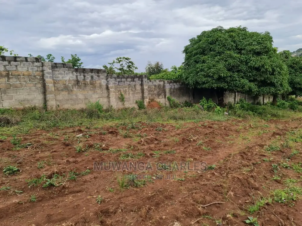 Plot in Kitetika Gayaza Road on Quick Sale in Central Division