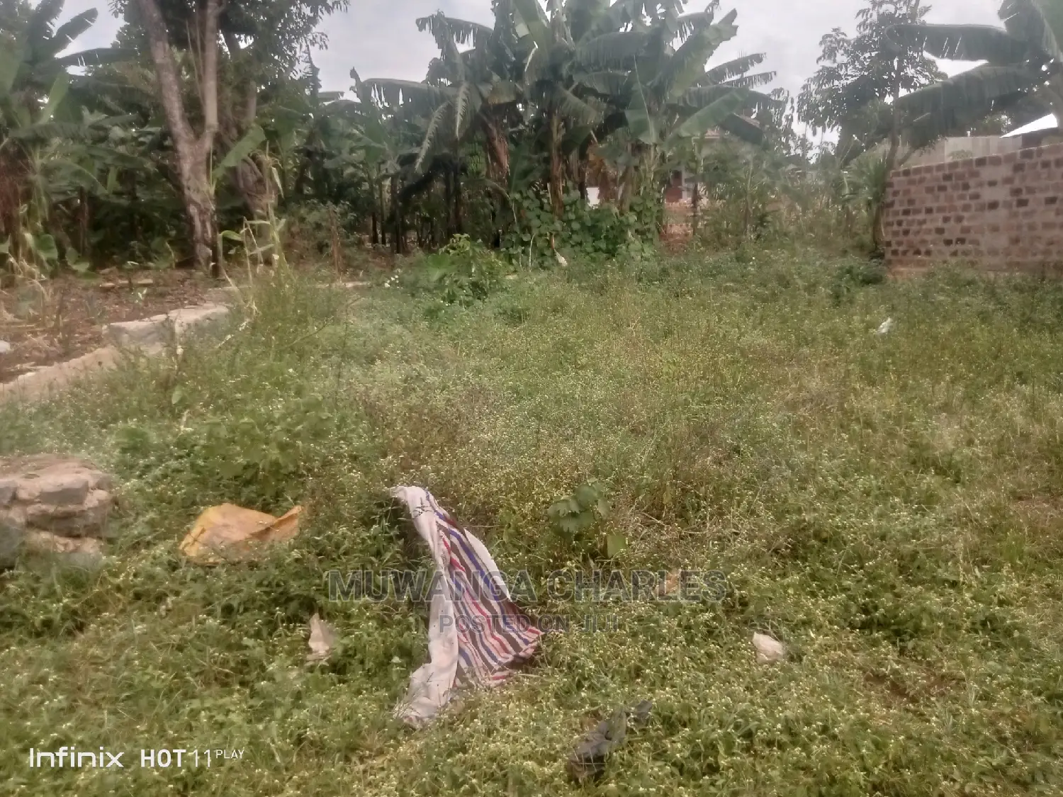 Plot in Gayaza Nakwero on Quick Sale in Central Division