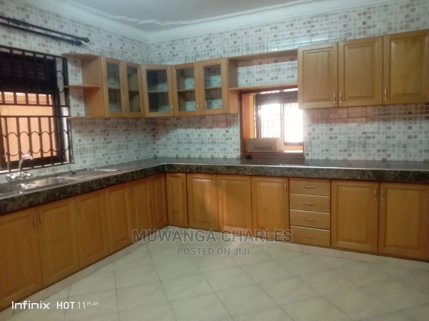 5bdrm Duplex in Fs Properties Ltd, Central Division for rent in Central Division