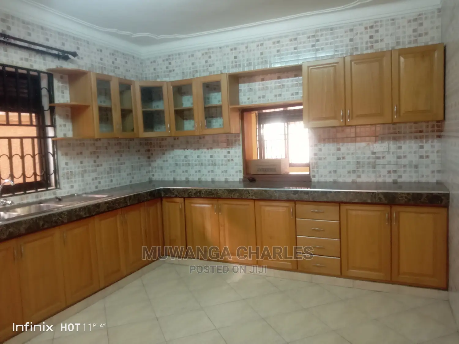 5bdrm Duplex in Fs Properties Ltd, Central Division for rent in Central Division