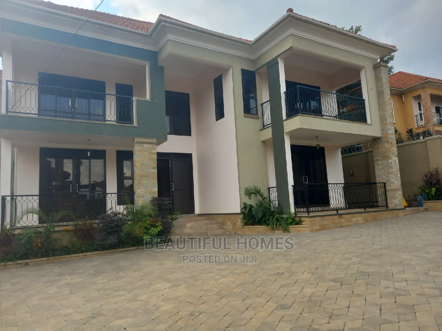 Furnished 6bdrm House in Kira for sale in Kira