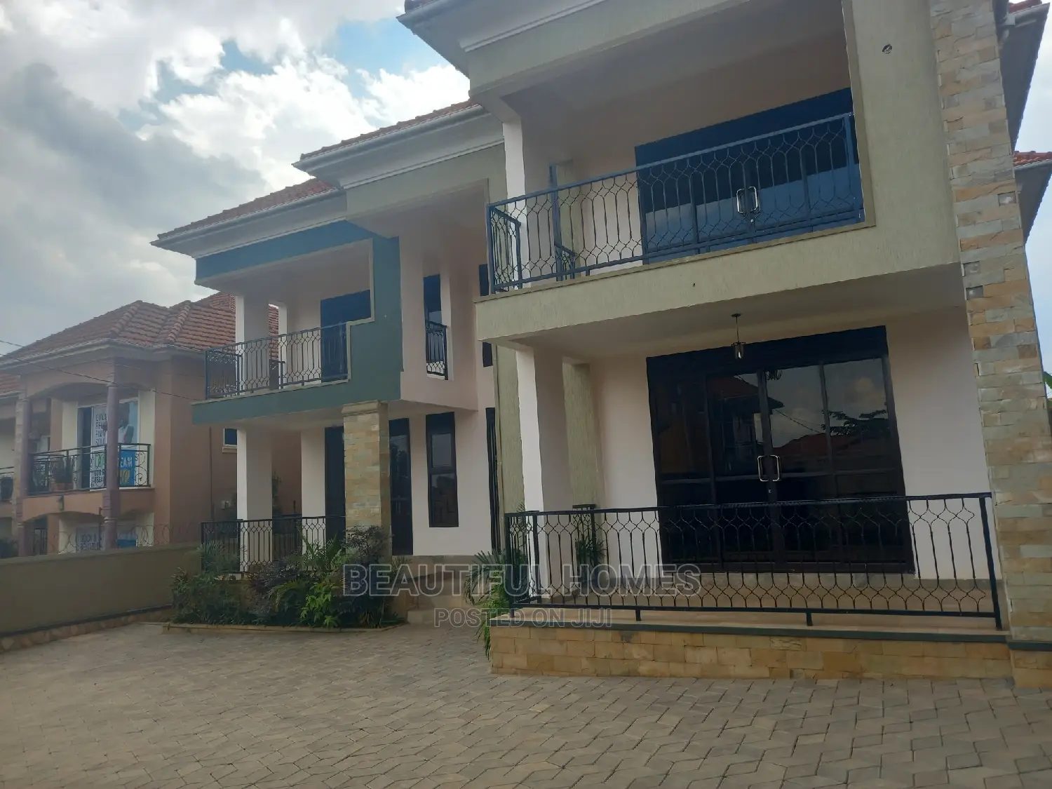 Furnished 6bdrm House in Kira for sale in Kira