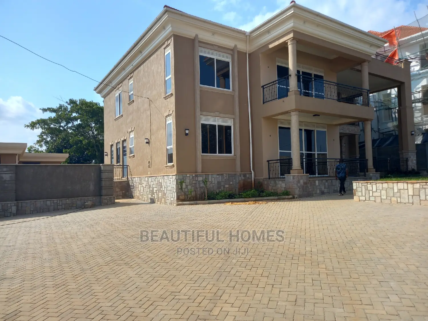 Furnished 6bdrm Mansion in Munyonyo Lake View, Makindye for sale in Makindye