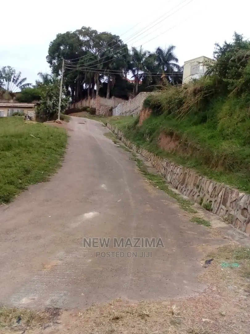 35 Decimals on Forced Sale in Heart of Buziga Heights in Central Division