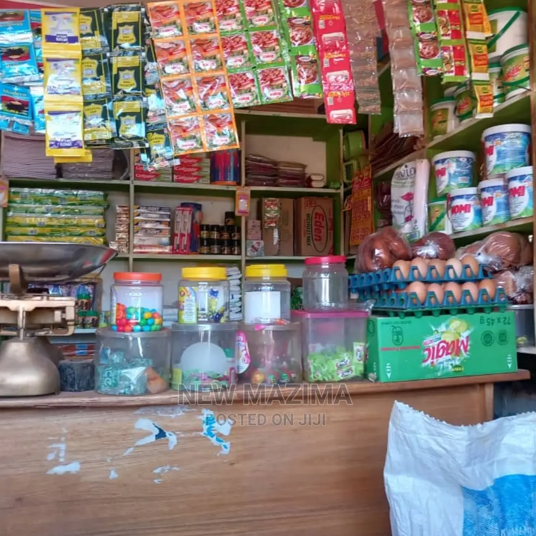 Very Busy Commercial Shop on Gd Will Sale in Makindye Cantre in Central Division
