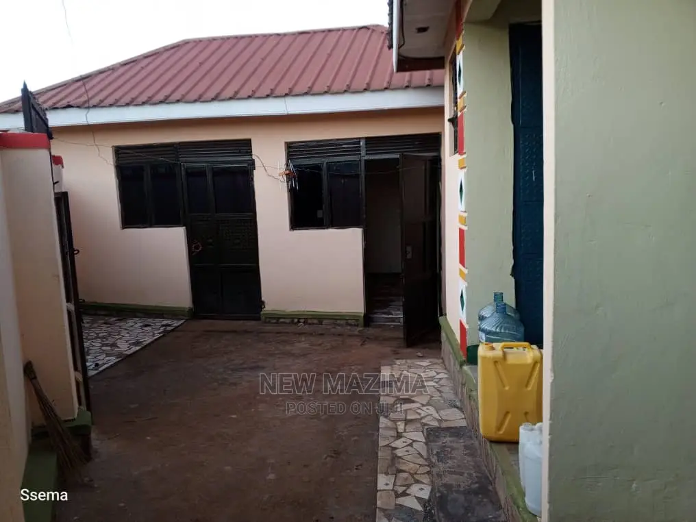4bdrm House in Bulenga Town, Central Division for sale in Central Division