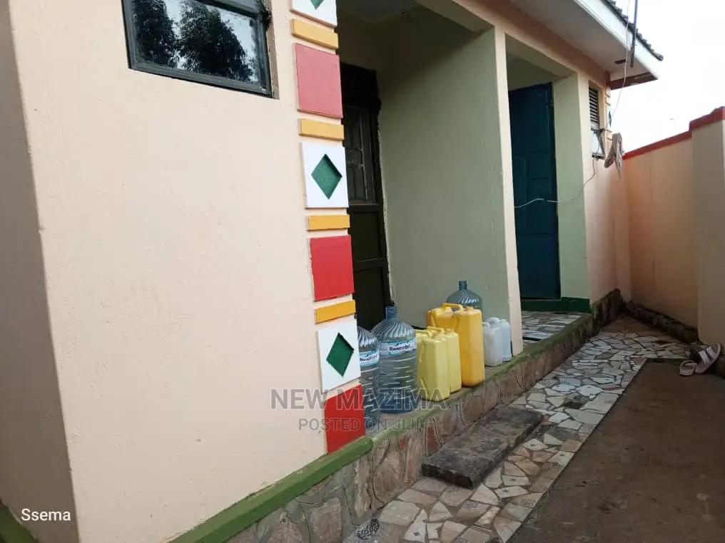 4bdrm House in Bulenga Town, Central Division for sale in Central Division