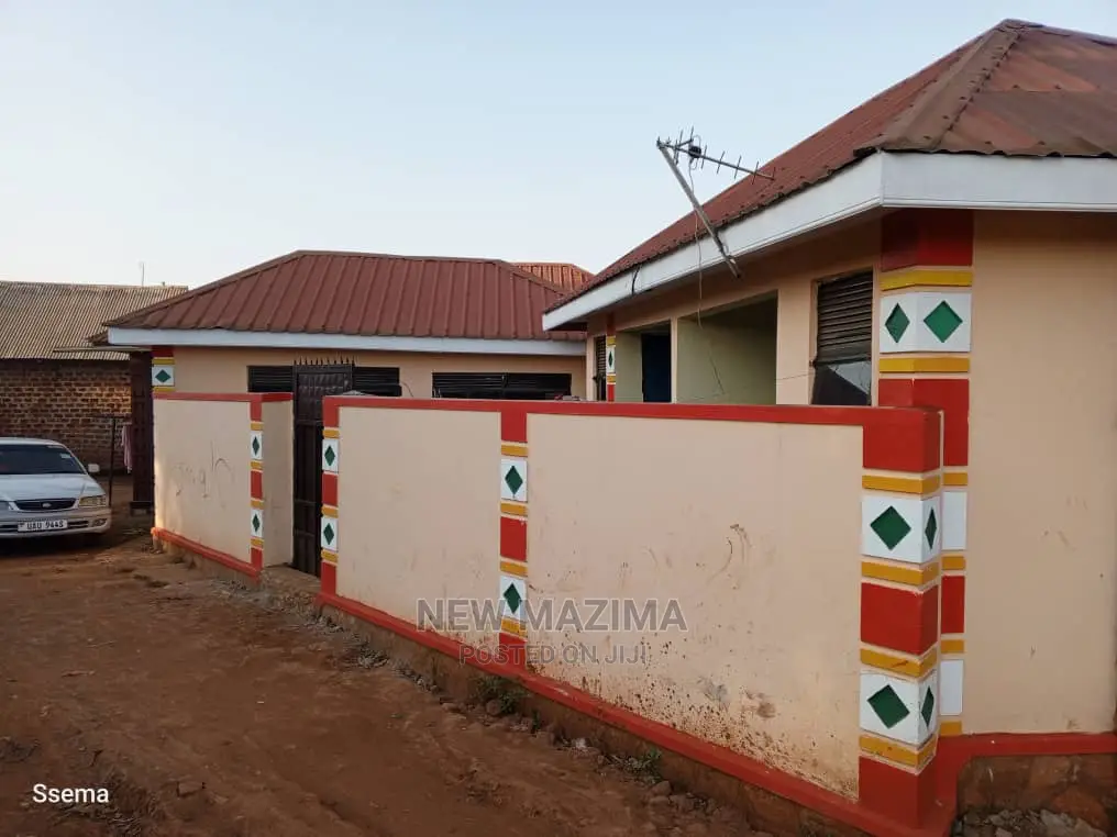 4bdrm House in Bulenga Town, Central Division for sale in Central Division