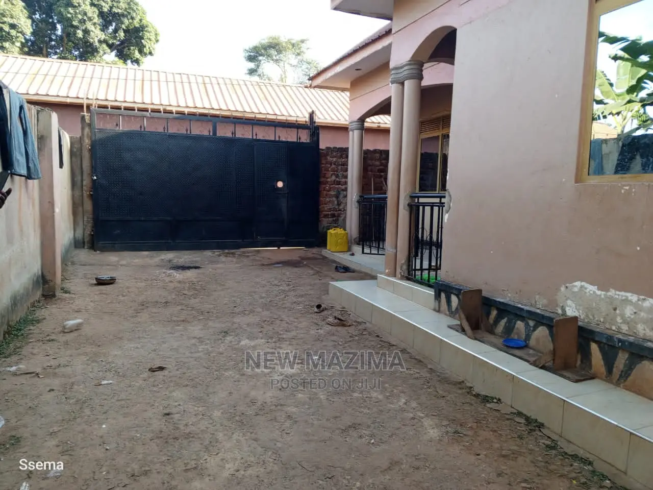 2bdrm Bungalow in Bulenga Town, Central Division for sale in Central Division