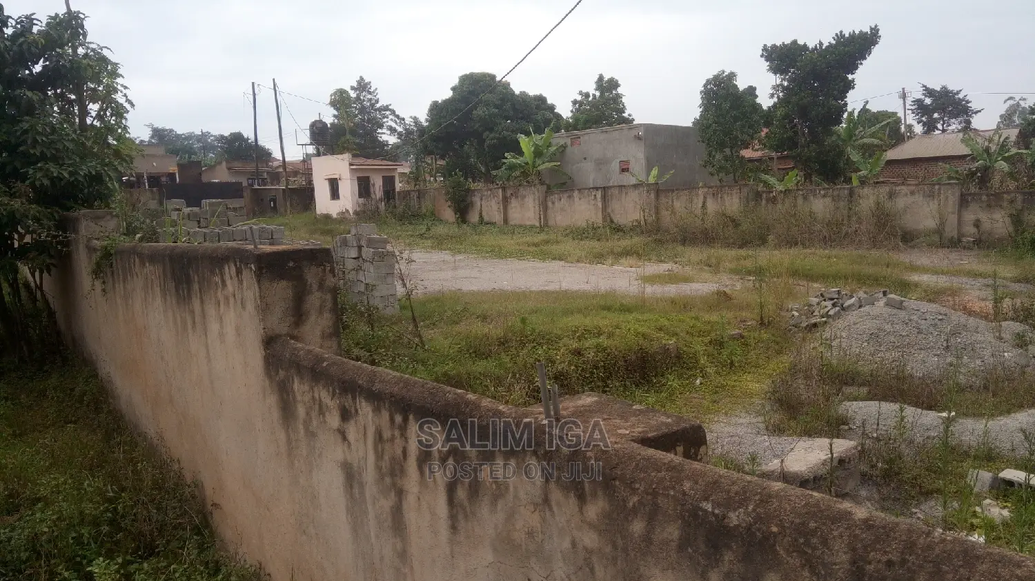 Genuine Land in Kira