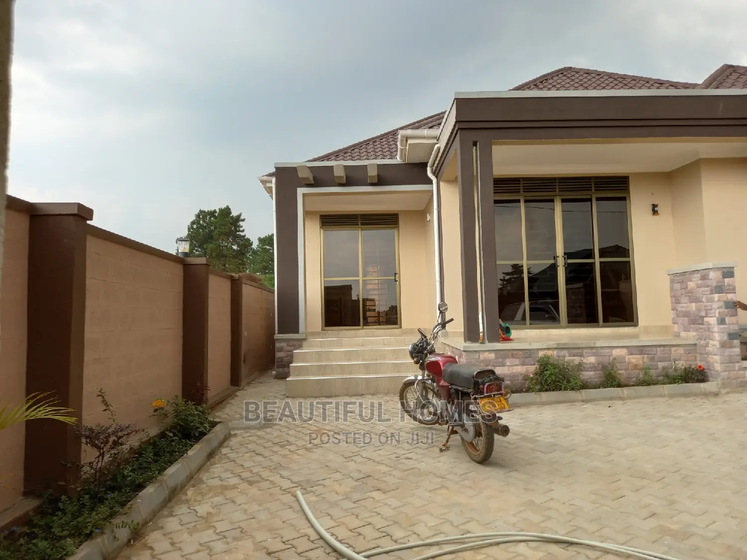 Furnished 3bdrm Bungalow in Canaan Sites, Kira for sale in Kira