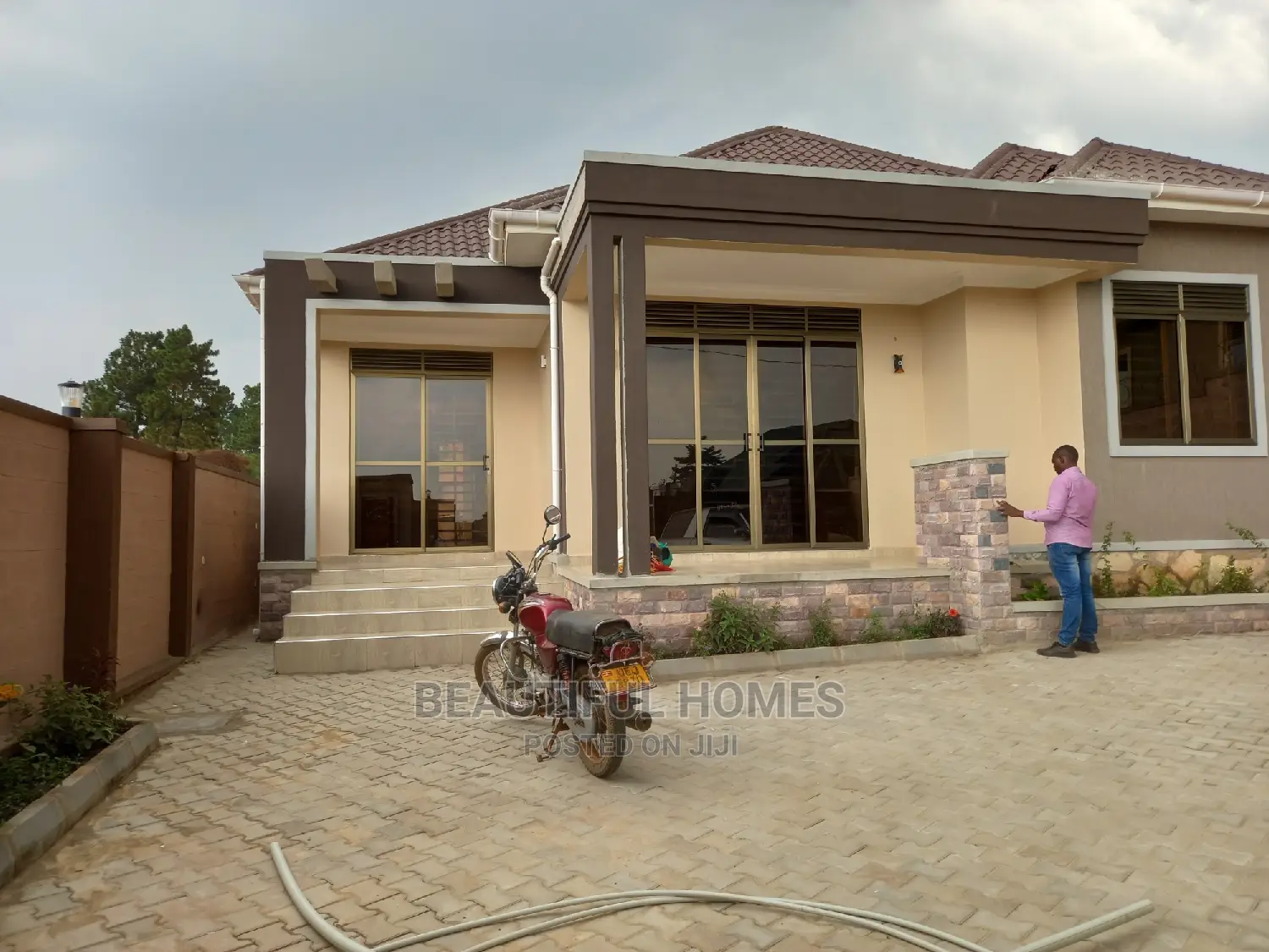 Furnished 3bdrm Bungalow in Canaan Sites, Kira for sale in Kira