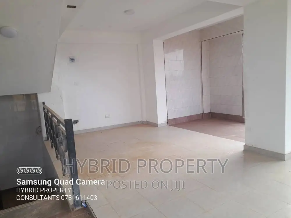 Beautiful Shop Lock-Up Units for Renting in Nansana Town. in Wakiso / Wakiso