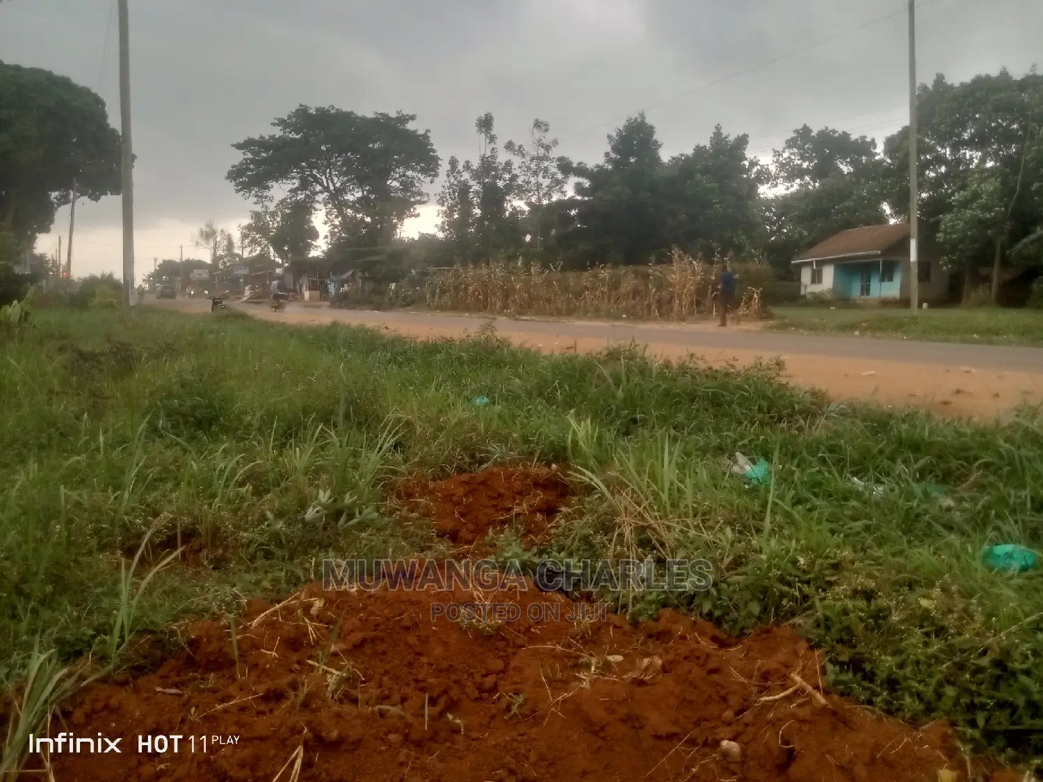 Commercial Land in Gayaza Manyagwa Nakwero on Quick Sale in Nakawa