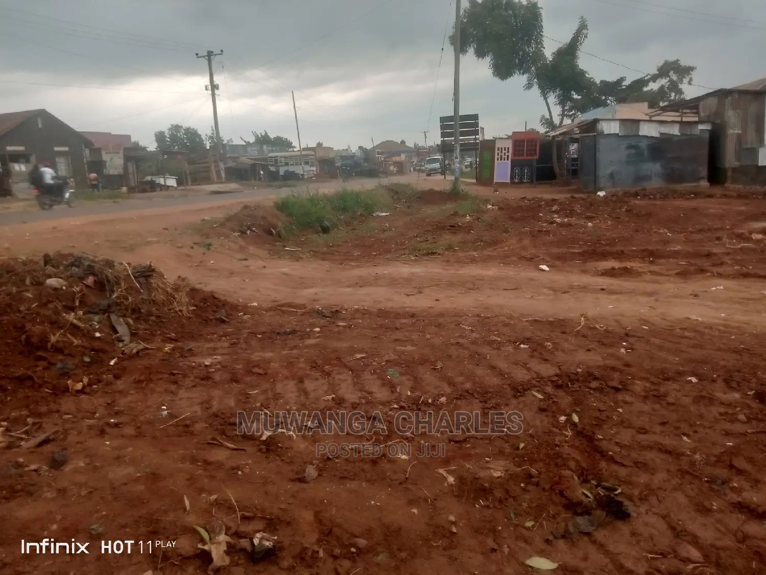 Commercial Land in Gayaza Manyagwa Nakwero on Quick Sale in Nakawa