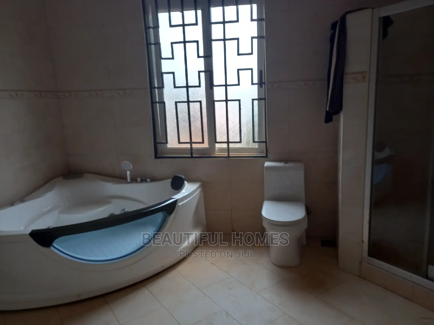 Furnished 6bdrm Mansion in Kyanja, Nakawa for sale in Nakawa