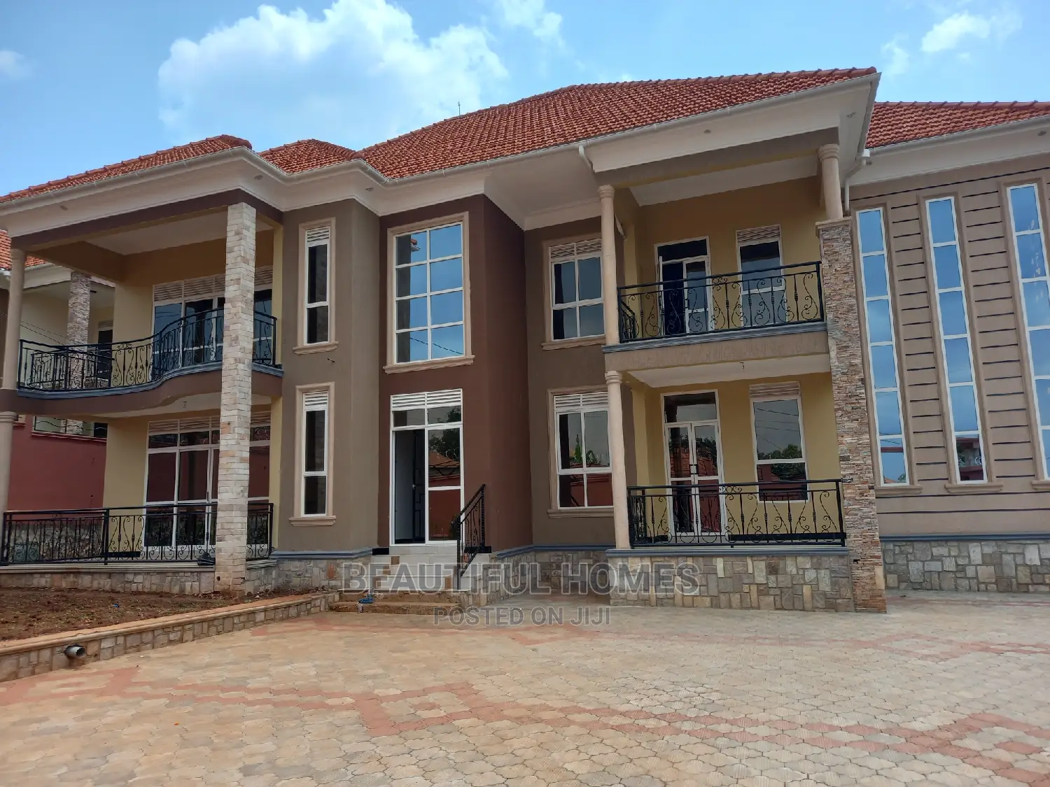 Furnished 6bdrm Duplex in Kyanja Wealthy, Nakawa for sale in Nakawa