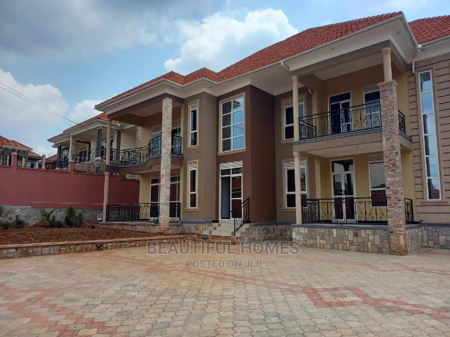 Furnished 6bdrm Duplex in Kyanja Posh, Nakawa for sale in Nakawa