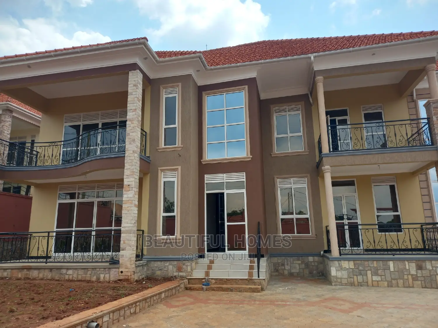 Furnished 6bdrm Duplex in Kyanja Posh, Nakawa for sale in Nakawa