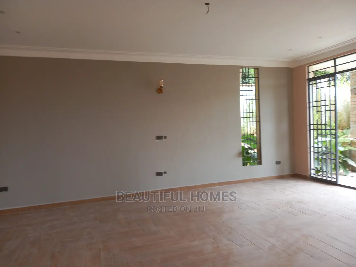Furnished 6bdrm Duplex in Kyanja All Tarmack, Nakawa for sale in Nakawa