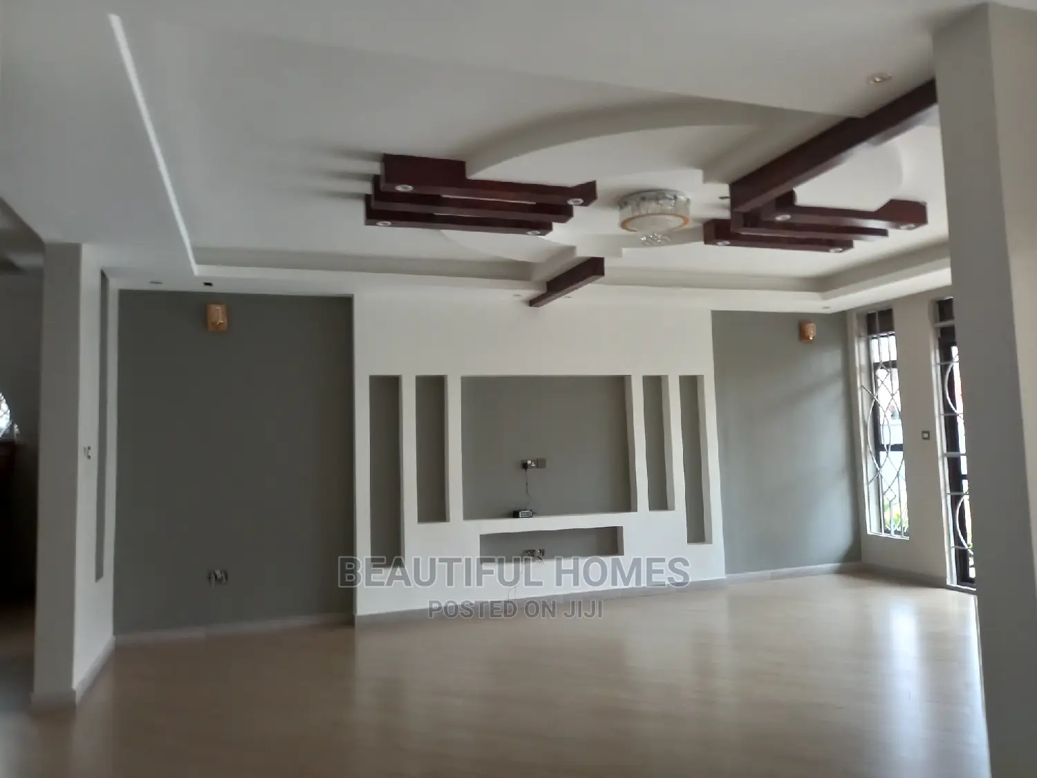 Furnished 6bdrm Duplex in Kyanja, Central Division for sale in Central Division
