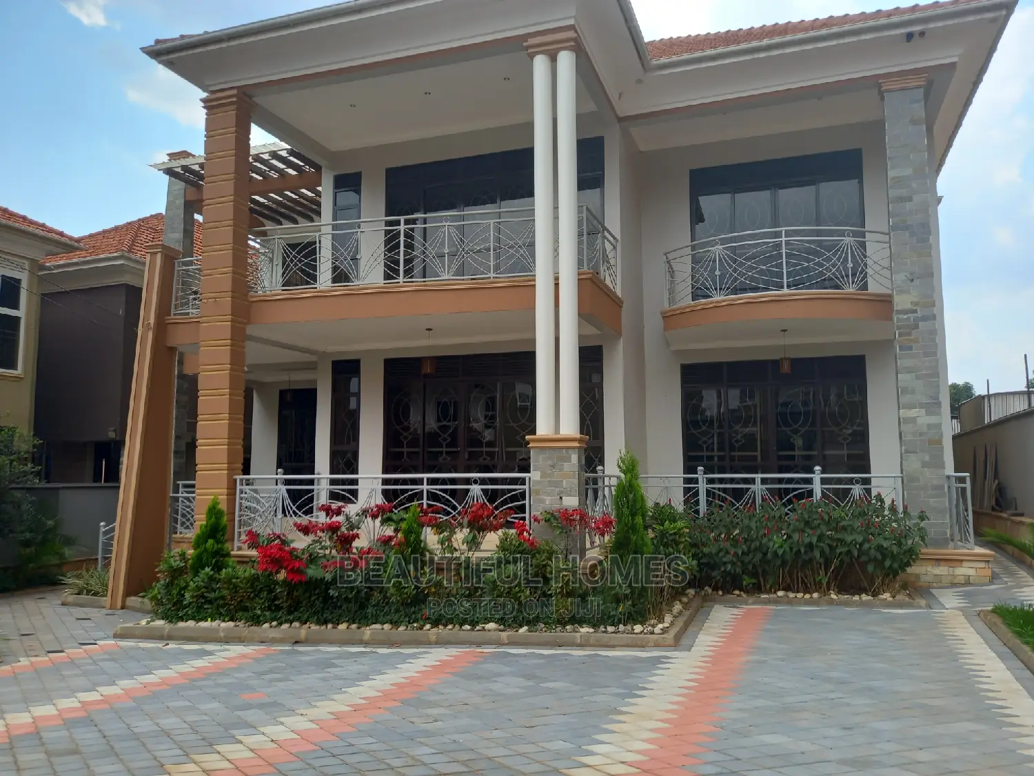 Furnished 6bdrm Duplex in Kyanja, Central Division for sale in Central Division